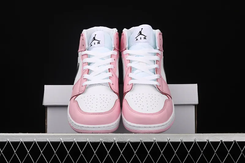 All categories Air Jordan Jordan series basketball shoes Air Jordan 1 Mid Air Jordan 1 Mid SE AJ1 Joe 1 white pink black hook Zhongbang basketball shoes BQ6472-500
